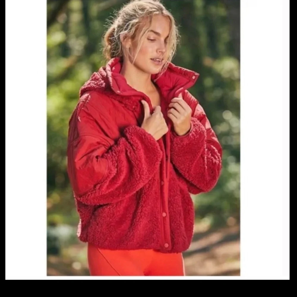 NWT Free People Movement Adventure Awaits Fleece Sherpa Jacket in Red Wine XS